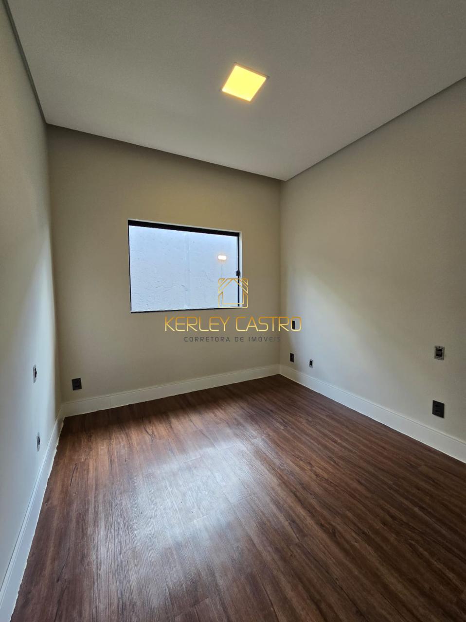 VENDO CASA NOVA E MODERNA NO MORRO DO CLARO
